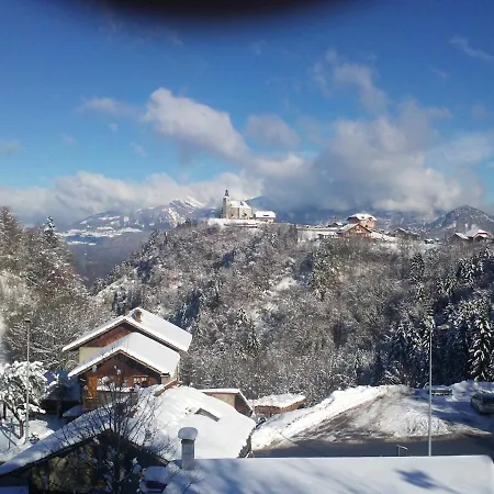 Spacieux Avec Vue Sur Les Montagnes A Apartment
