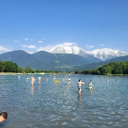 Spacieux Avec Vue Sur Les Montagnes A *